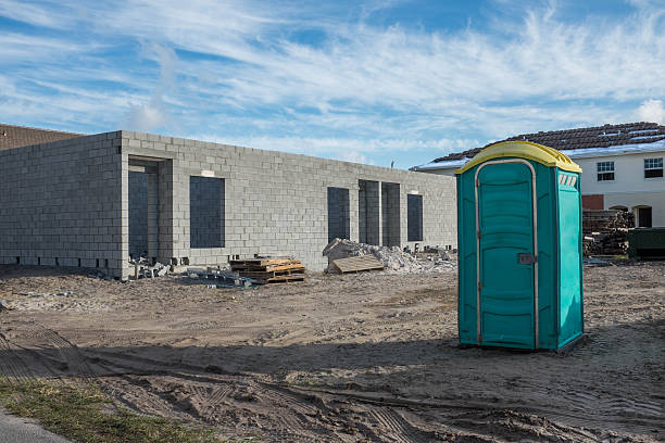Best Porta potty delivery and setup  in Le Roy, IL